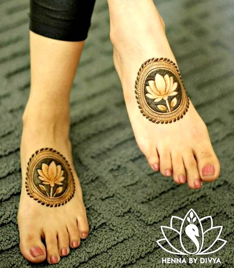 Lotus Mehndi