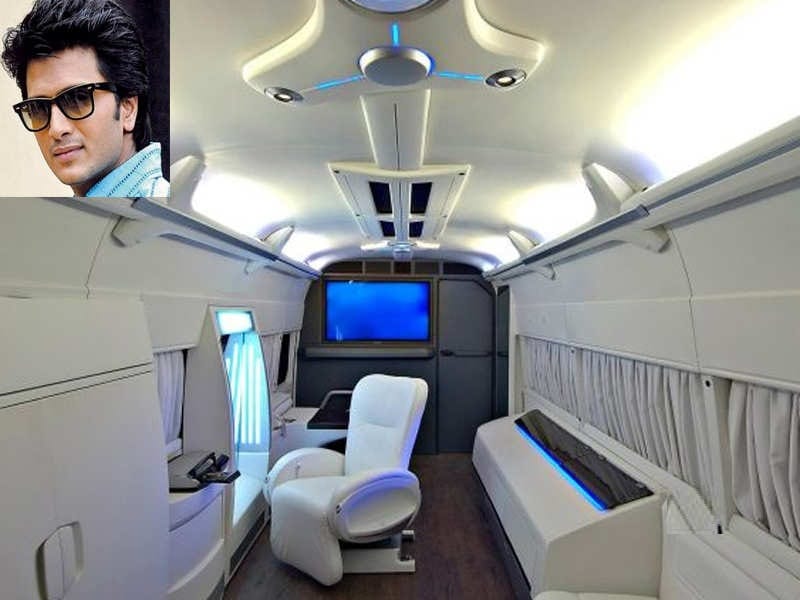riteish deshmukh vanity van