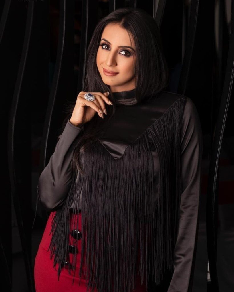 Sanjjanaa Galrani pics