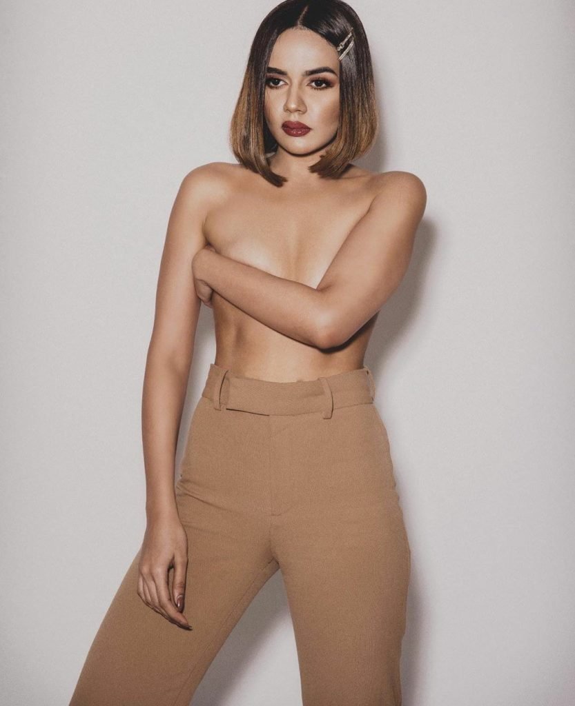 Komal Pandey Topless