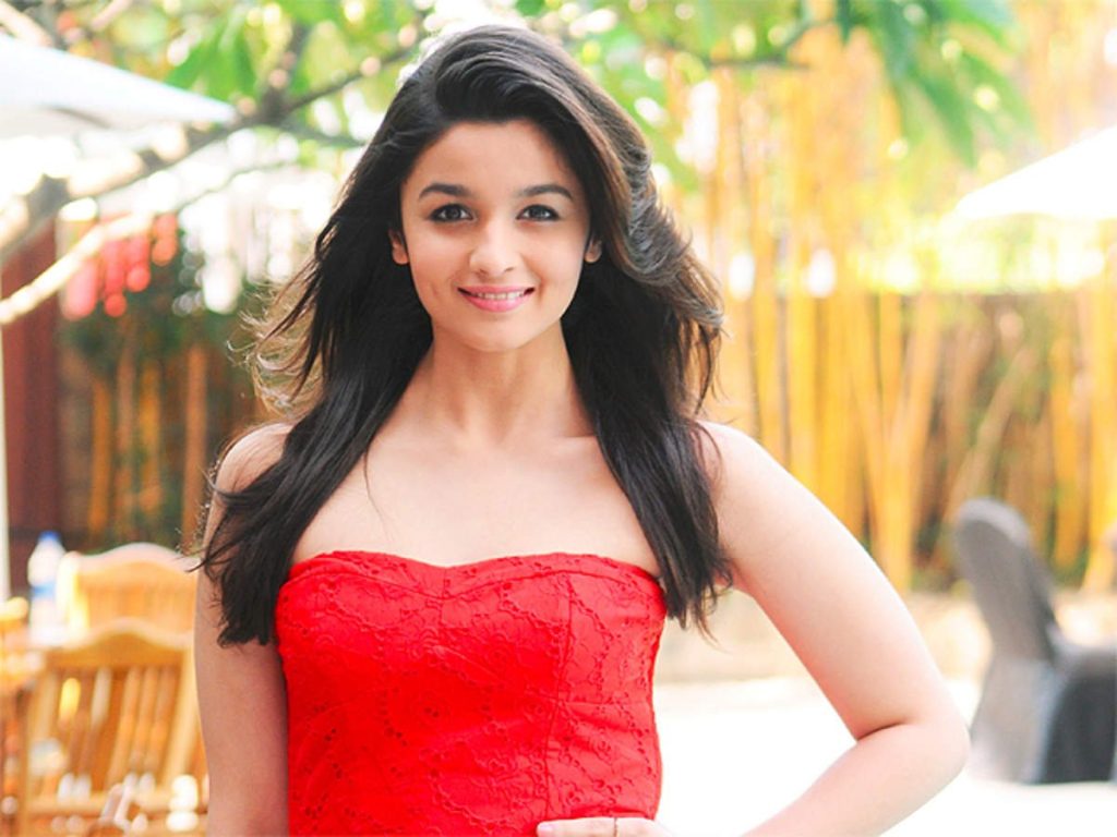 Alia Bhatt Net Worth