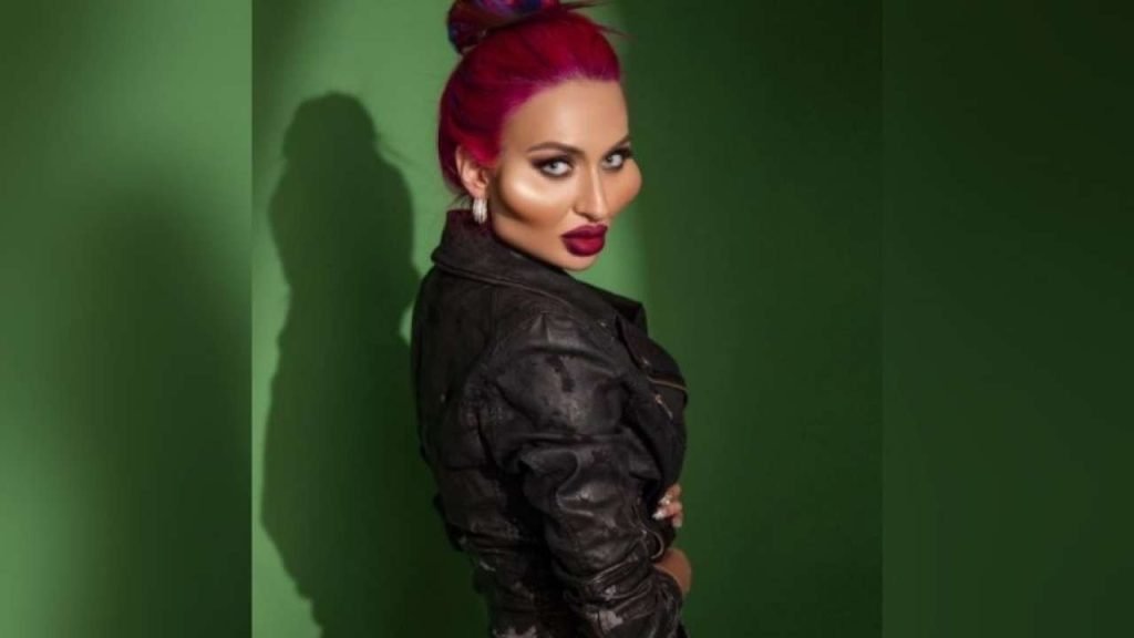 Anstasia Pokreshchuk cheek surgery