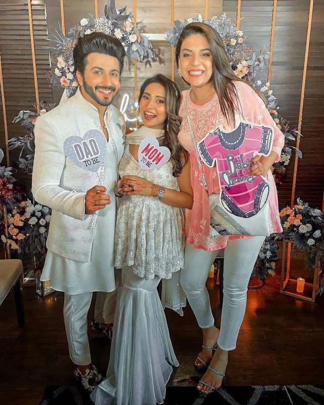 Dheeraj Dhoopar's And Vinny Arora's Baby Shower Party