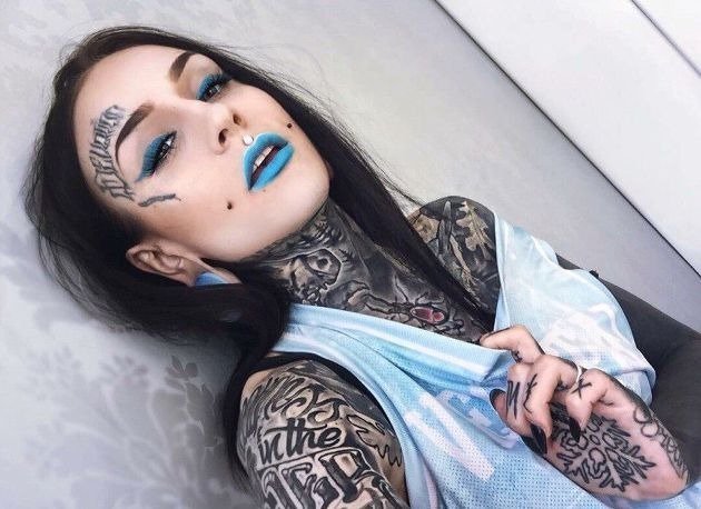 Monami Frost