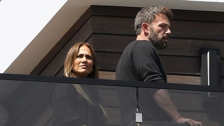  Ben Affleck and Jennifer Lopez