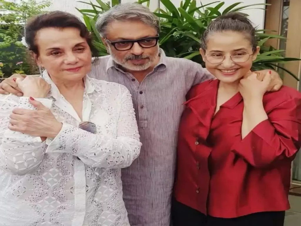 Mumtaz with Sanjay Leela Bhansali and Manisha