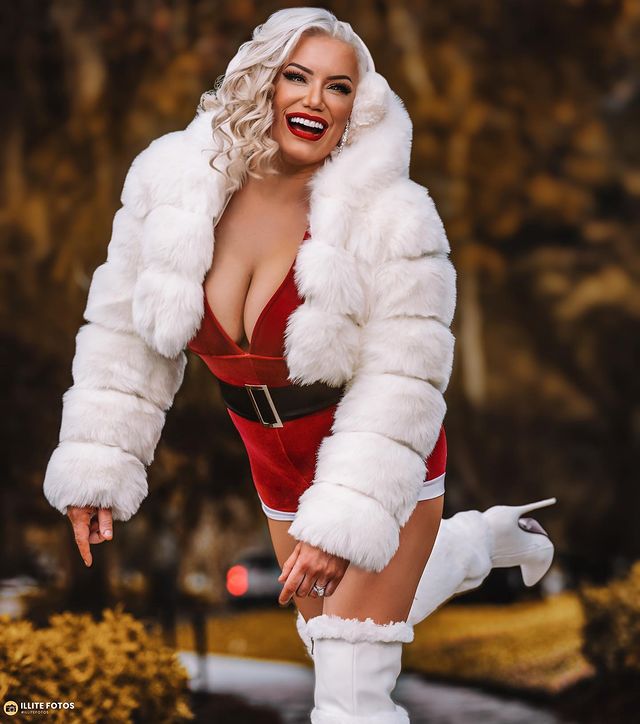 Taya Valkyrie Hot Phots Collection
