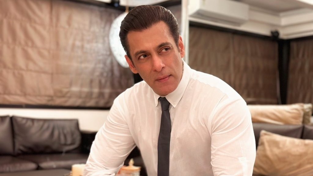 Salman Khan As a Bartender