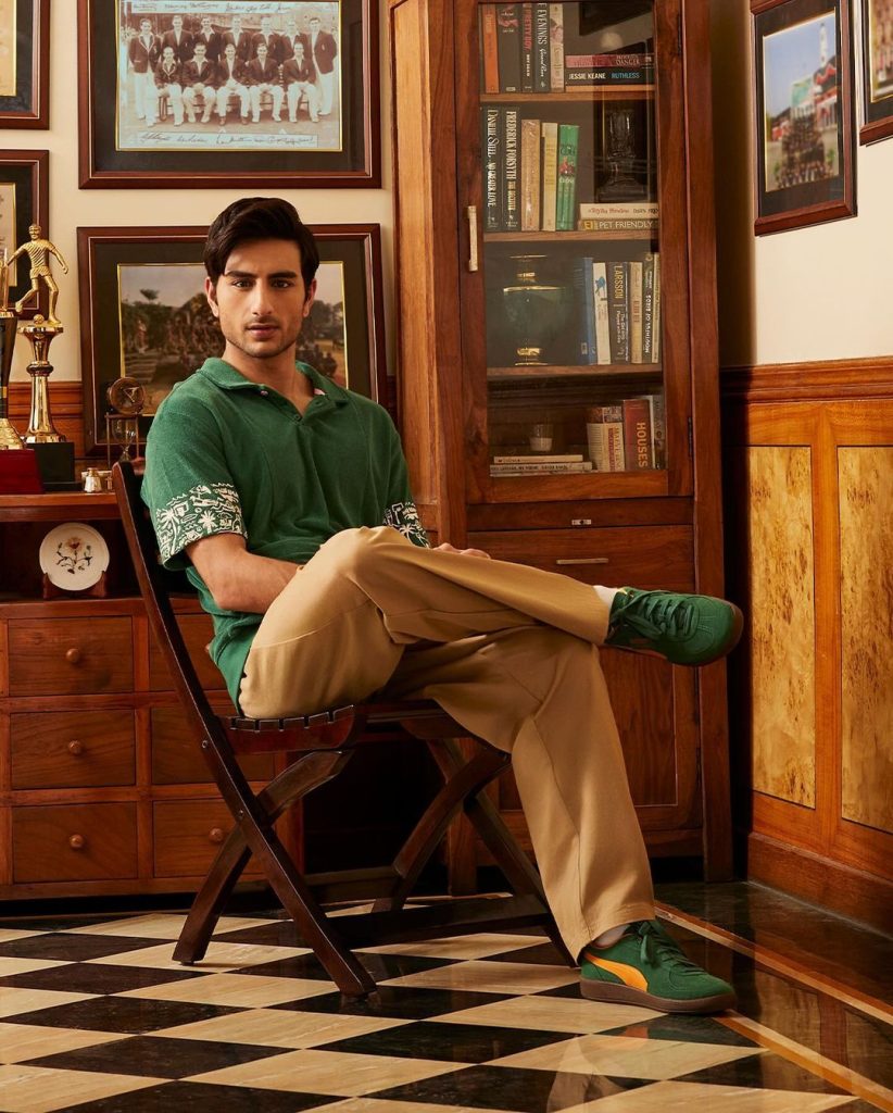 Ibrahim Ali Khan's Instagram Debut