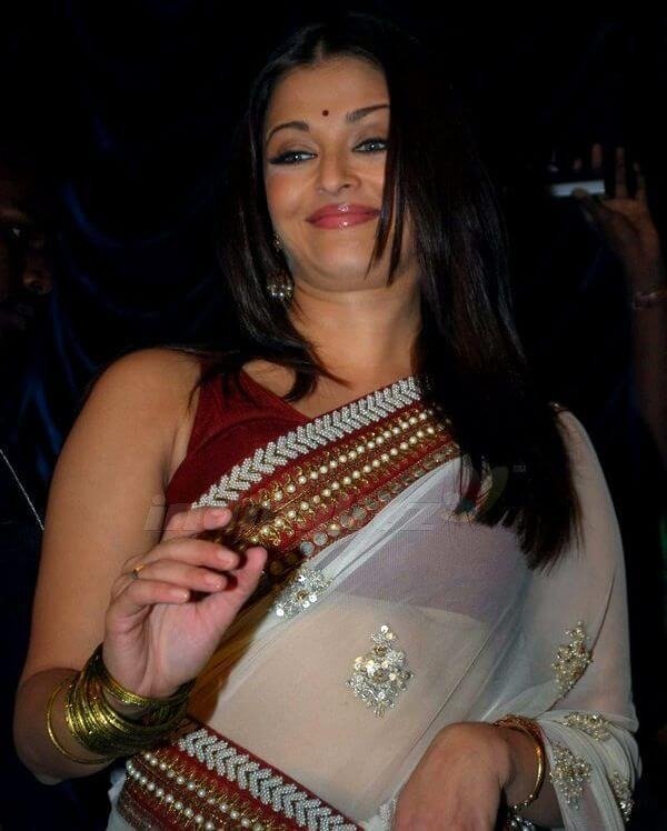 Aishwarya Rai Bachchan wardrobe malfunction