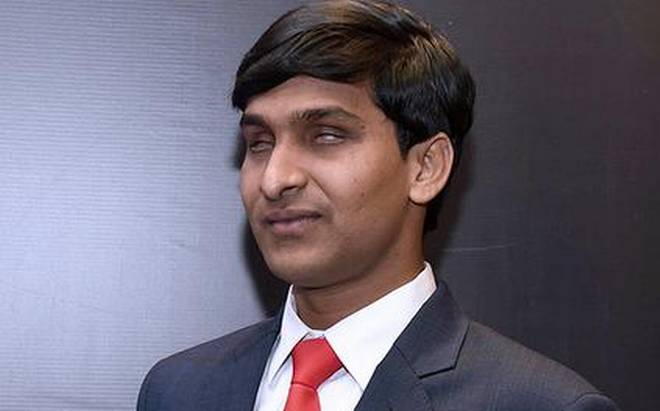 Inspirational: Born Blind, His Family’s Income Was Only Rs 2000 – Today He is a Millionaire!