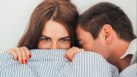 7 Ways to Show Her You Love Her