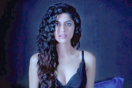 ‘Forced to wear an underwired bra, I suffered severe chest pain’ Says Bollywood Actress Sapna Pabbi
