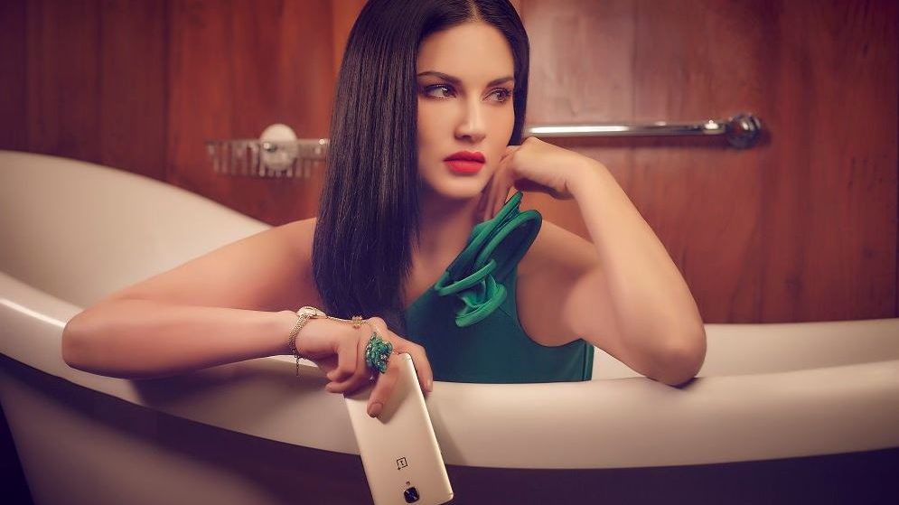 Sunny Leone Unknowingly Gave a Real Mobile Number in a Film, Now This Delhi Boy Gets Over 400 Calls in 3 Days