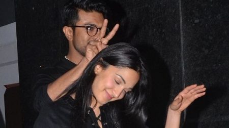 Kabir Singh Actress Kiara Advani is Dating This Already Married South Superstar?
