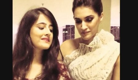 Kriti Sanon’s Sister Nupur Reveals Actress Has Dated Two Men so Far, Talks For Hours in The Washroom