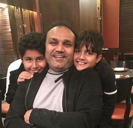 They are Experts in Cricket as well as Home fields!!! Meet ‘All Rounder Daddies’