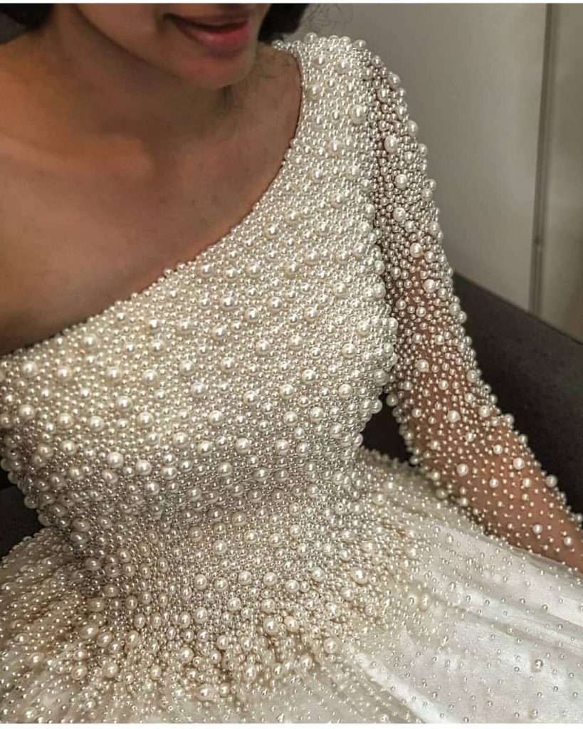 Breathtaking gown designs that you would love to try on