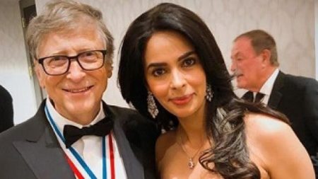 Mallika Sherawat Met Bill Gates In America, Photo Went Viral mallika sherawat meets bill gates