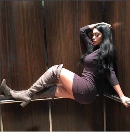 Photos of this 18 Year Old Model Is Driving The Internet Crazy Due To Her “FIGURE”!