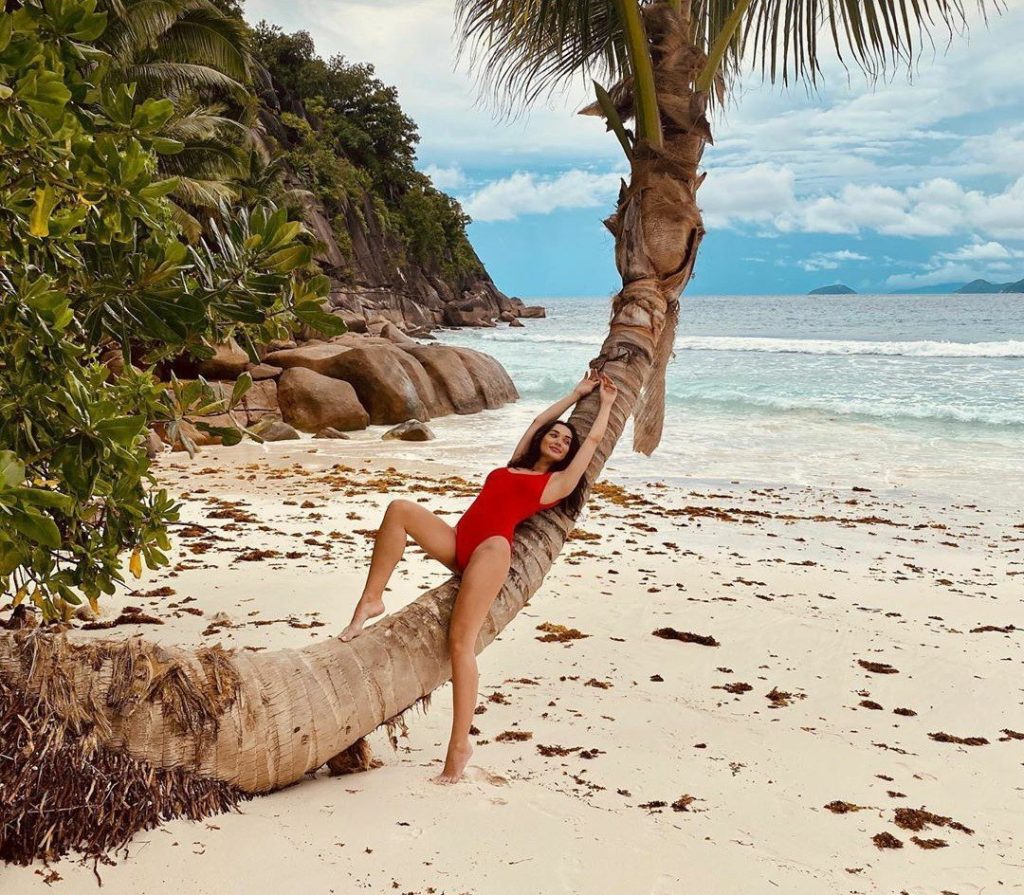 Amy Jackson Celebrates Her Birthday By Rain Dancing In Bikini!