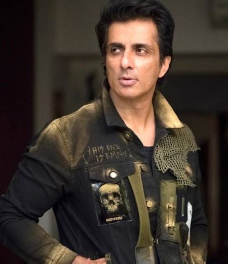 Sonu Sood Helping Workers: Funny Memes Trending Sonu Sood