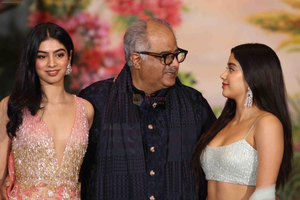 Janhvi Kapoor, Khushi Kapoor, Boney Kapoor