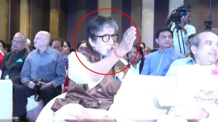Amitabh bachchan angry on media