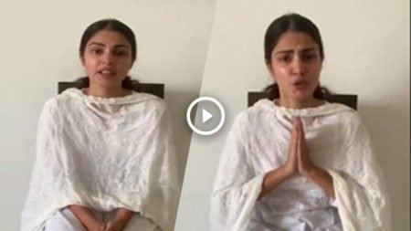 Rhea Chakraborthy