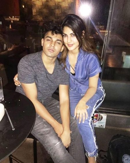 Rhea Chakraborty-Showik