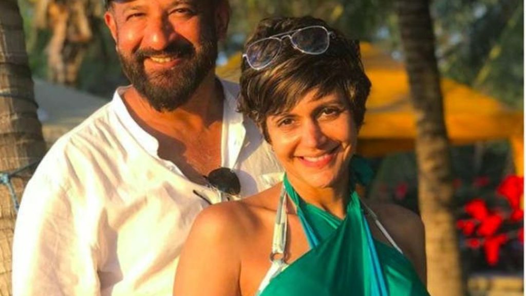 Mandira Bedi’s Husband And Filmmaker Raj Kaushal Passed Away: Check Out Funeral Pics Raj Kushal passes away,