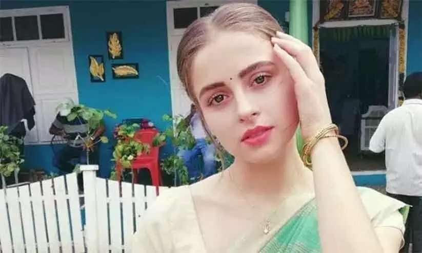 Russian Model Alexandra Djavi Who Acted In Tamil Film Kanchana 3 Was Found Dead Alexandra Djavi death